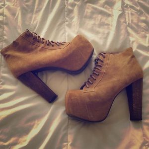 Jeffery Campbell Lita’s